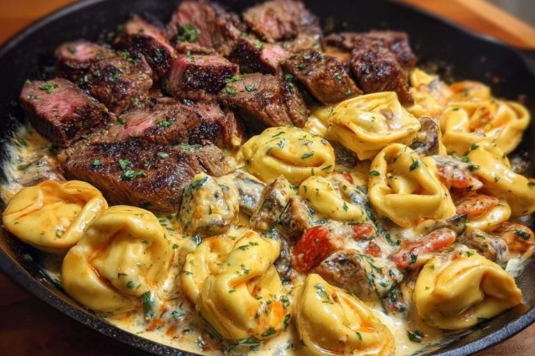 Garlic Steak & Cheese-Filled Tortellini Skillet