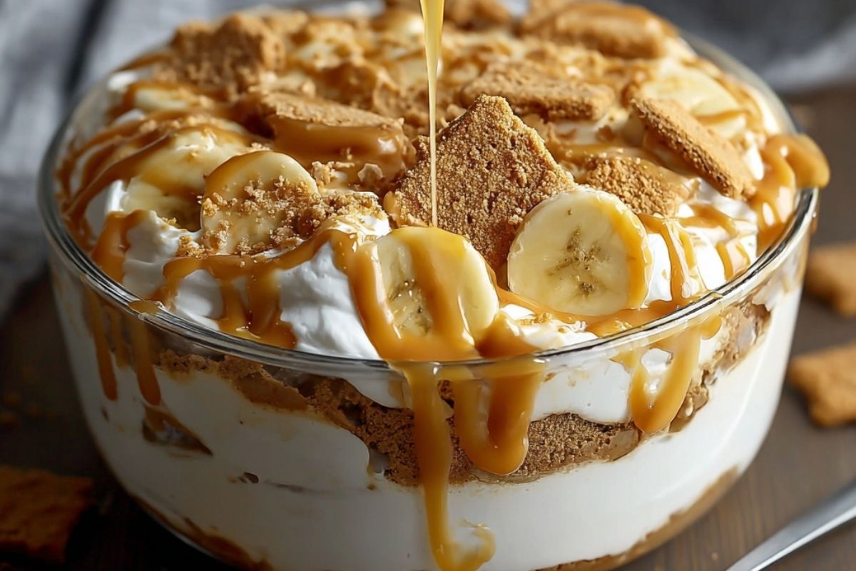 No-Bake Biscoff Banana Pudding with Gooey Caramel Drizzle