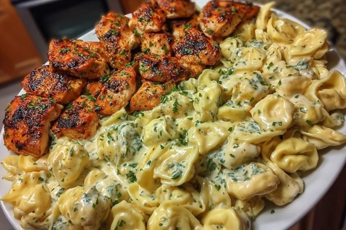 Easy Creamy Velveeta Chicken Tortellini with Mozzarella Garlic Sauce One-Pot Dinner 1