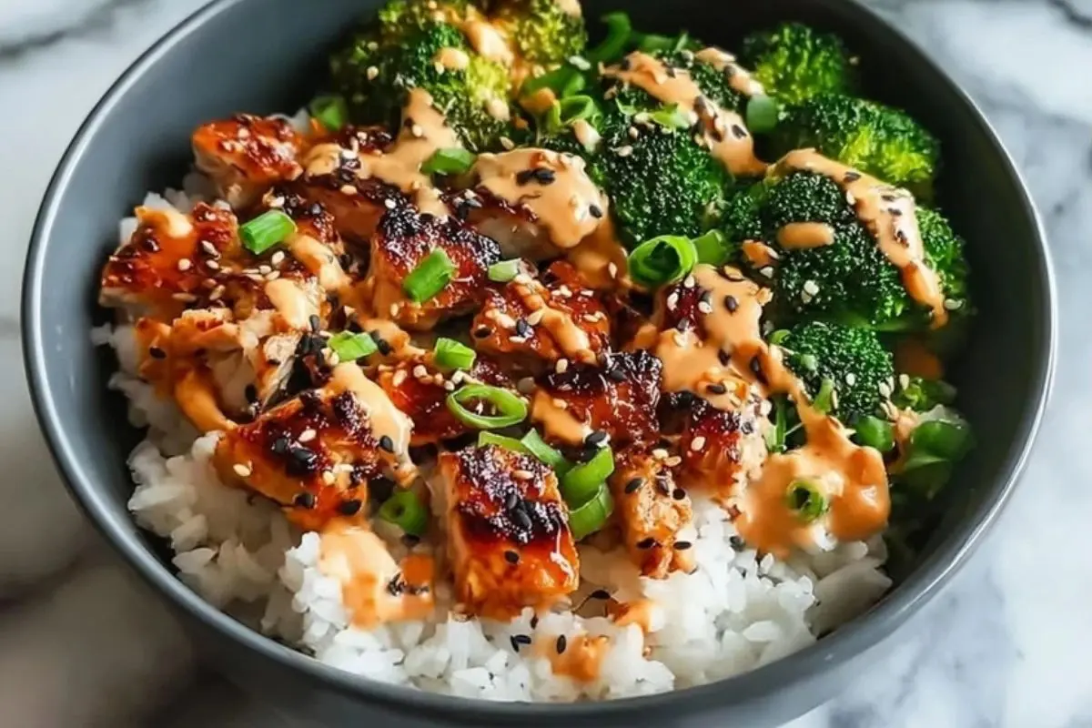 Delicious Sticky Chicken Rice Bowls 1 (1)