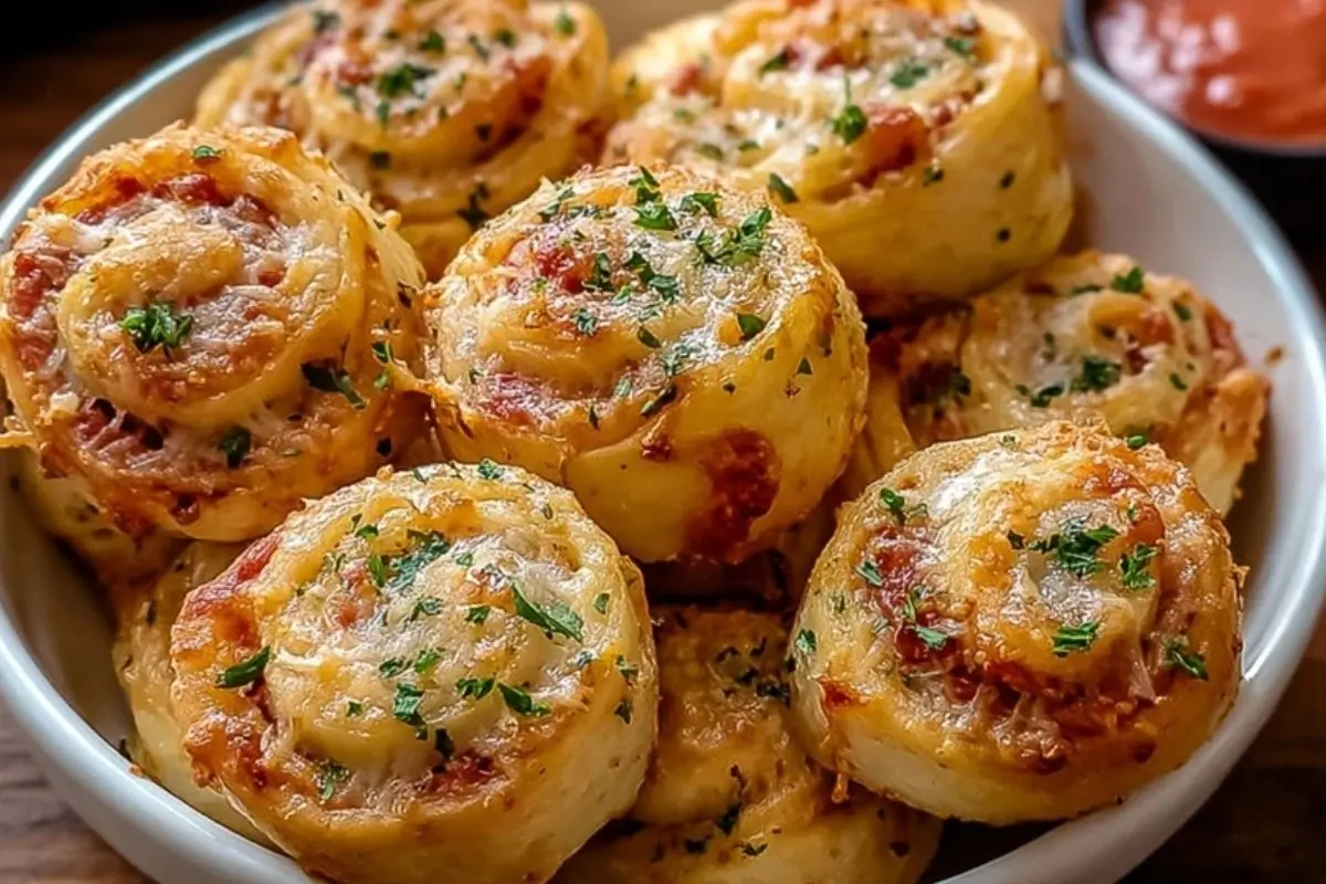 Garlic Parmesan Pizza Rolls