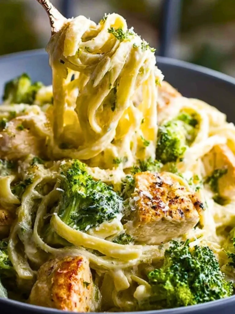 Crock Pot Chicken Alfredo with Broccoli (1)